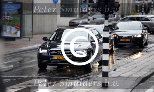 Amsterdam 13 januari 2015
Nieuwjaarsreceptie Koning Willem Alexander en Koningin Maxima in het paleis op de dam.
Ze arriveren in hun verlengde audi A8