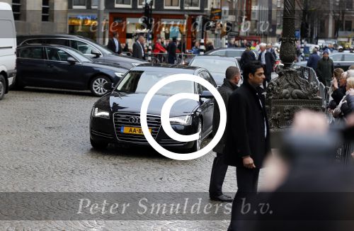 Amsterdam 13 januari 2015
Nieuwjaarsreceptie Koning Willem Alexander en Koningin Maxima in het paleis op de dam.
Ze arriveren in hun verlengde audi A8