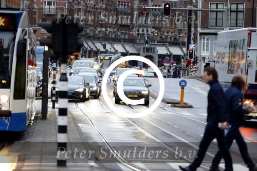 Amsterdam 14 januari 2015
Centaal station van Amsterdam gezien vanuit het eye theater.Koning Willem Alexander en koningin Maxima arriveren bij het paleis op de dam voor de nieuwjaarsreceptie. verlengde A8 Koning Willem Alexander
