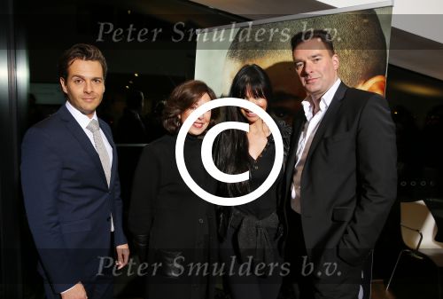 Amsterdam 14 januari 2015
Premiere Greencard warriors van Miriam Kruishoop in het eye theater.
Met Paul Schulten en moeder