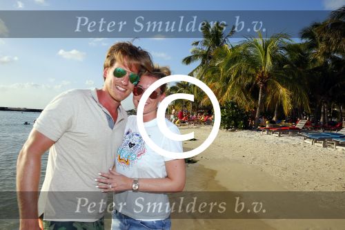 Curacao 31 december 2014
Nick Nielsen heeft met kerst zijn vriendin Joyce ten huwelijk gevraagd in Nederland en is daarna met haar op vakantie gegaan naar Curacao
