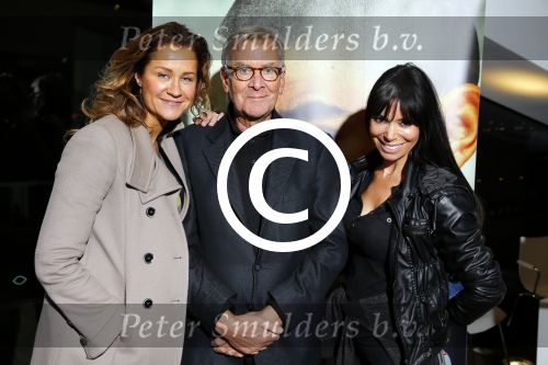 Amsterdam 14 januari 2015
Premiere Greencard warriors van Miriam Kruishoop in het eye theater. Met Paulien huizinga en Geert ( partner Edgar Vos)