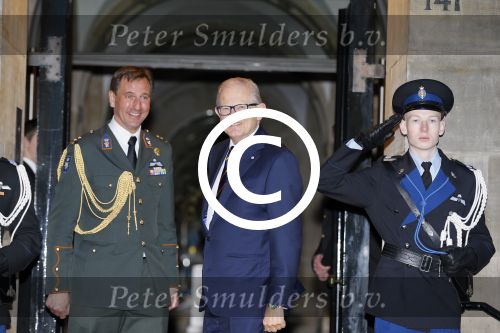 Amsterdam 13 januari 2015
Nieuwjaarsreceptie Koning Willem Alexander en Koningin Maxima in het paleis op de dam.
Pieter v Vollenhoven in zijn volkswagen Phaeton