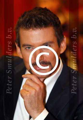 Utrecht 7 januari 2014
Ruben Nicolai met snor met bij musicalgala