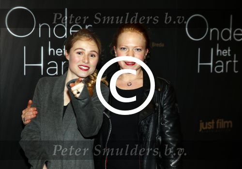 Amsterdam 12 januari 2015
Premiere onder het hart in het Anne theater.
Sigrid ten Napel met een vriendin