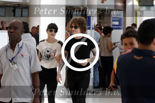 Curacao 1 januari 2015
Spike ( Di-rect) met zijn vriendin Bella Hay op Vliegveld Hato op Curacao
Spike v Zoest