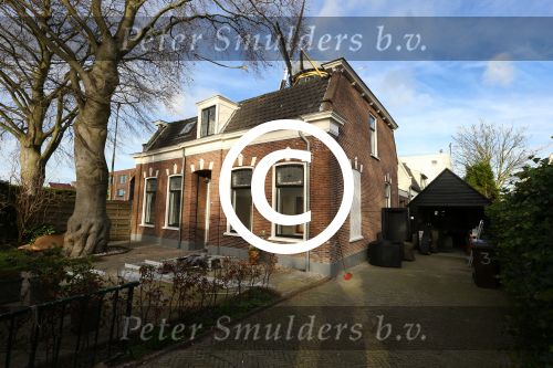 Alphen a/d Rijn 23 December 2014
Thomas Berge met zijn partner Myrthe in hun nieuwe huis