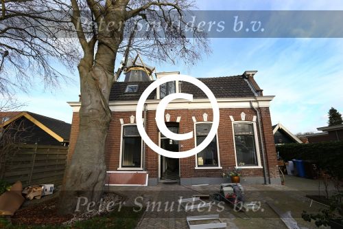 Alphen a/d Rijn 23 December 2014
Thomas Berge met zijn partner Myrthe in hun nieuwe huis