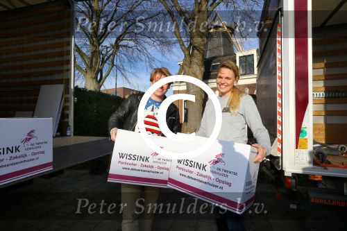 Alphen a/d Rijn 23 December 2014
Thomas Berge met zijn partner Myrthe in hun nieuwe huis