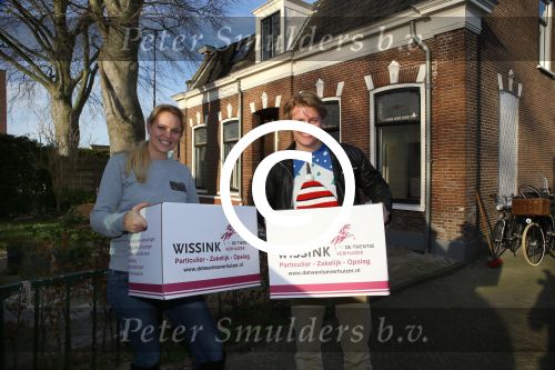 Alphen a/d Rijn 23 December 2014
Thomas Berge met zijn partner Myrthe in hun nieuwe huis