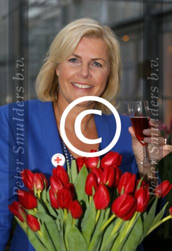 Lisse 15 januari 2015
Irene Moors doopt de rode kruis tulp.