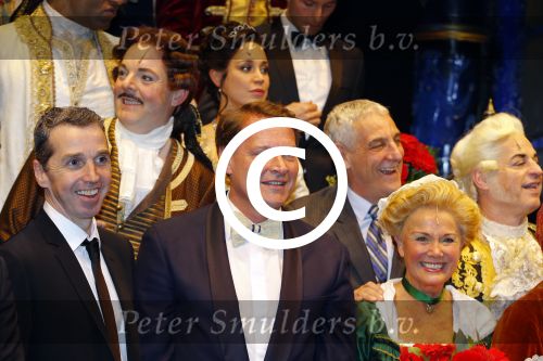 Scheveningen 13 december 2015
Premiere beauty and the beast met castleden oa Anouk Maas Freek Bartels Edwin Jonker Tony Neef Hugo Haenen en Loeki Knol.
Premiere vond plaats in het circustheater. Albert Verlinde is producent