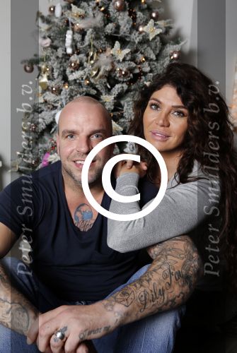 Apeldoorn 1 december 2015
Andy en Melisa v d Meyde met hun kinderen thuis voor de kerstboom
