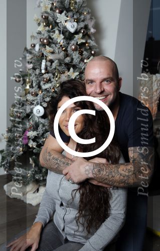 Apeldoorn 1 december 2015
Andy en Melisa v d Meyde met hun kinderen thuis voor de kerstboom