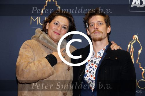 Utrecht 6 januari 2016
Uitreiking musical awards in het beatrixtheater. Annet Malherbe met zoon