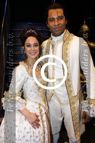Scheveningen 13 december 2015
Premiere beauty and the beast met castleden oa Anouk Maas Freek Bartels Edwin Jonker Tony Neef Hugo Haenen en Loeki Knol.
Premiere vond plaats in het circustheater. Albert Verlinde is producent