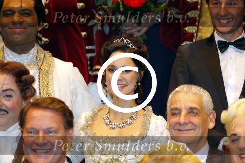 Scheveningen 13 december 2015
Premiere beauty and the beast met castleden oa Anouk Maas Freek Bartels Edwin Jonker Tony Neef Hugo Haenen en Loeki Knol.
Premiere vond plaats in het circustheater. Albert Verlinde is producent