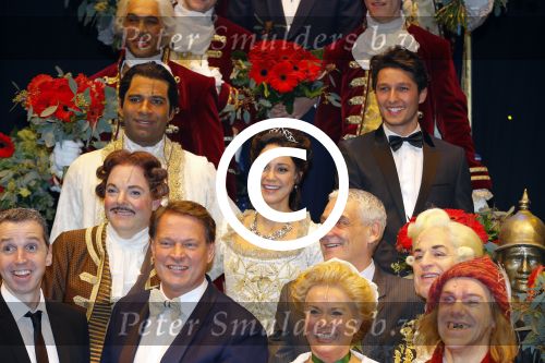 Scheveningen 13 december 2015
Premiere beauty and the beast met castleden oa Anouk Maas Freek Bartels Edwin Jonker Tony Neef Hugo Haenen en Loeki Knol.
Premiere vond plaats in het circustheater. Albert Verlinde is producent