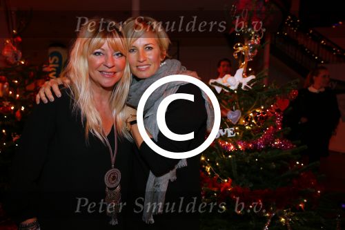 Hilversum 7 december 2015
Event Sky radio met kerstboom. De olgende bn ers doe mee.
 Xander de BuisonjÃ© & Sharon Doorson (dance4life), Barry Atsma (Diabetes Fonds) & Do (Stichting DON), Mari van de Ven & Dyanne Beekman (Hartstichting), Beau Schneider & Ruud Feltkamp (KWF Kankerbestrijding), Roel van Velzen & Roos MoggrÃ© (MasterPeace), Anouk Smulders & ManuÃ«la Kemp (Ruby and Rose), Ellen ten Damme & Henk Schiffmacher (Stichting Vluchteling), Bartho Braat & Lone van Roosendaal (Trombosestichting) en Danny de Munk & Vivian Reijs (Voedselbanken Nederland).
Vakjury
De vakjury bestaat dit jaar uit voorzitter Nance Coolen (presentatrice en winnares van CTFC 2014), Fred van Leer (kledingstylist en presentator) en Pascal Koeleman (ondernemer en jurylid van SBS 6\' Hollands Beste Bloemstylis