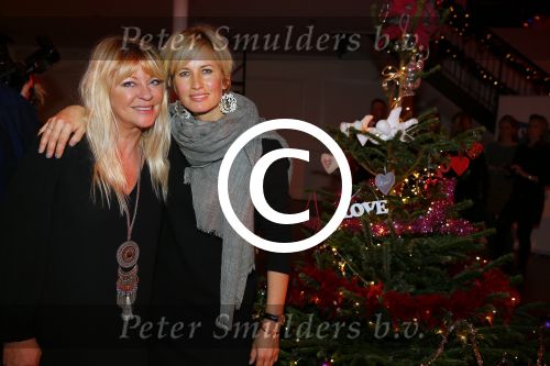 Hilversum 7 december 2015
Event Sky radio met kerstboom. De olgende bn ers doe mee.
 Xander de BuisonjÃ© & Sharon Doorson (dance4life), Barry Atsma (Diabetes Fonds) & Do (Stichting DON), Mari van de Ven & Dyanne Beekman (Hartstichting), Beau Schneider & Ruud Feltkamp (KWF Kankerbestrijding), Roel van Velzen & Roos MoggrÃ© (MasterPeace), Anouk Smulders & ManuÃ«la Kemp (Ruby and Rose), Ellen ten Damme & Henk Schiffmacher (Stichting Vluchteling), Bartho Braat & Lone van Roosendaal (Trombosestichting) en Danny de Munk & Vivian Reijs (Voedselbanken Nederland).
Vakjury
De vakjury bestaat dit jaar uit voorzitter Nance Coolen (presentatrice en winnares van CTFC 2014), Fred van Leer (kledingstylist en presentator) en Pascal Koeleman (ondernemer en jurylid van SBS 6\' Hollands Beste Bloemstylis