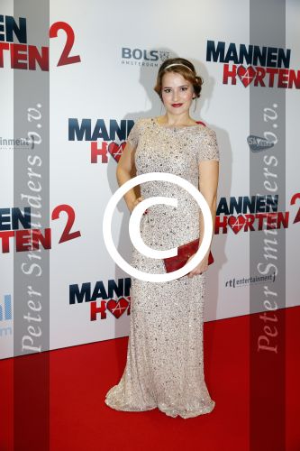 Amsterdam 14 december 2015
Premiere manneharten 2 in het nieuwe de la mar theater met als cast,
Barry Atsma Daan Schuurmans Jeroen Spitzenberger Fabian JansenMingus Dagelet Katja Herbers Hadewych Minis Jelka v Houten Liliana de Vries Maartje v d Wetering Barbara Sloesen Bo Maerten en Annick Boer.
