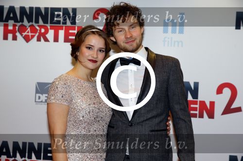 Amsterdam 14 december 2015
Premiere manneharten 2 in het nieuwe de la mar theater met als cast,
Barry Atsma Daan Schuurmans Jeroen Spitzenberger Fabian JansenMingus Dagelet Katja Herbers Hadewych Minis Jelka v Houten Liliana de Vries Maartje v d Wetering Barbara Sloesen Bo Maerten en Annick Boer.