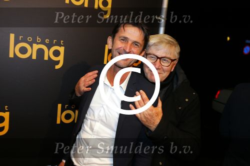 Gouda 7 december 2015
Premiere Robert Long in de schouwburg van Gouda.
Barrie Stevens met Cornald Maas