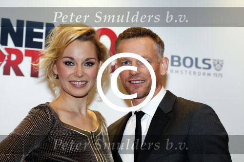 Amsterdam 14 december 2015
Premiere manneharten 2 in het nieuwe de la mar theater met als cast,
Barry Atsma Daan Schuurmans Jeroen Spitzenberger Fabian JansenMingus Dagelet Katja Herbers Hadewych Minis Jelka v Houten Liliana de Vries Maartje v d Wetering Barbara Sloesen Bo Maerten en Annick Boer.