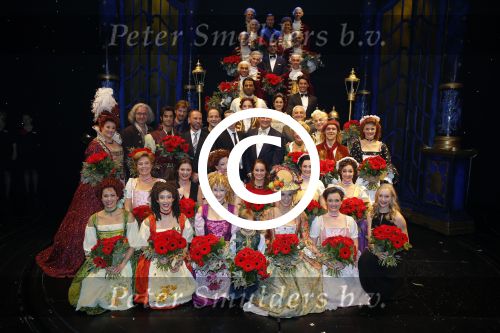 Scheveningen 13 december 2015
Premiere beauty and the beast met castleden oa Anouk Maas Freek Bartels Edwin Jonker Tony Neef Hugo Haenen en Loeki Knol.
Premiere vond plaats in het circustheater. Albert Verlinde is producent