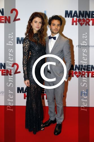 Amsterdam 14 december 2015
Premiere manneharten 2 in het nieuwe de la mar theater met als cast,
Barry Atsma Daan Schuurmans Jeroen Spitzenberger Fabian JansenMingus Dagelet Katja Herbers Hadewych Minis Jelka v Houten Liliana de Vries Maartje v d Wetering Barbara Sloesen Bo Maerten en Annick Boer.