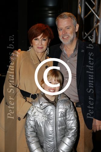 Amsterdam 15 december 2015
Premiere Star wars in het amsterdam theater.
Chazia Mourali met man en dochter
