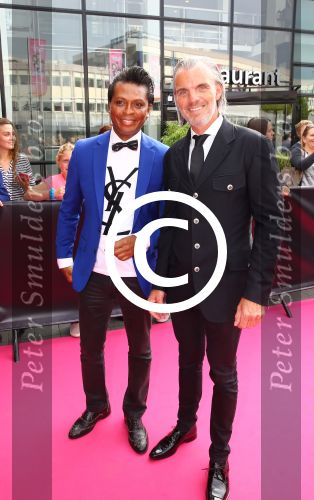 Tilburg, 13 September 2015
Premiere Grease
Christian Houkes