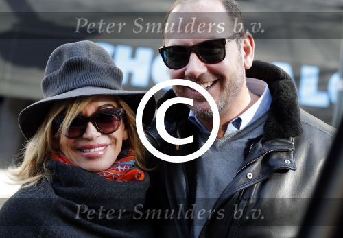 Amsterdam 28 november 2015 
Connie Breukhoven met vriend Eugene v Dun op de cornelis schuytstraat