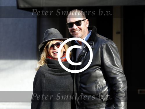 Amsterdam 28 november 2015 
Connie Breukhoven met vriend Eugene v Dun op de cornelis schuytstraat