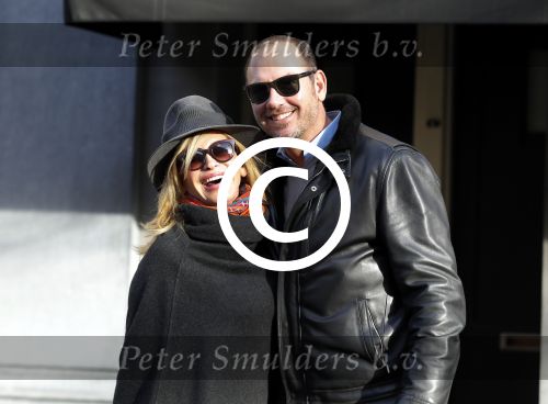 Amsterdam 28 november 2015 
Connie Breukhoven met vriend Eugene v Dun op de cornelis schuytstraat