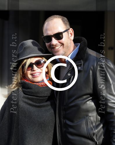 Amsterdam 28 november 2015 
Connie Breukhoven met vriend Eugene v Dun op de cornelis schuytstraat