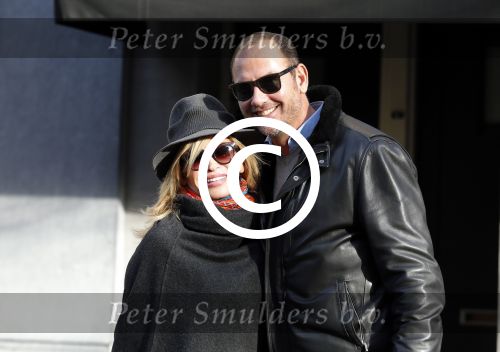 Amsterdam 28 november 2015 
Connie Breukhoven met vriend Eugene v Dun op de cornelis schuytstraat