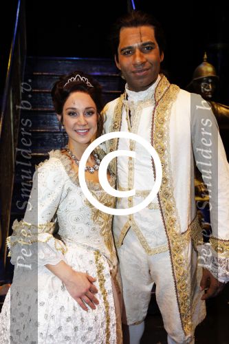 Scheveningen 13 december 2015
Premiere beauty and the beast met castleden oa Anouk Maas Freek Bartels Edwin Jonker Tony Neef Hugo Haenen en Loeki Knol.
Premiere vond plaats in het circustheater. Albert Verlinde is producent