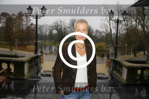 Amsterdam 7 december 2015
Presentatie Wie is de Mol in vondelpark CS.
Ellie Lust