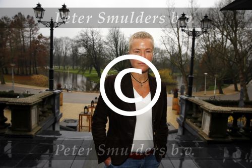 Amsterdam 7 december 2015
Presentatie Wie is de Mol in vondelpark CS.
Ellie Lust