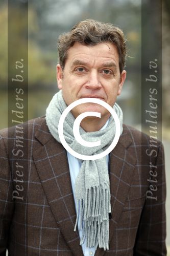 Amsterdam 7 december 2015
Presentatie Wie is de Mol in vondelpar CS.
Eric v Stade