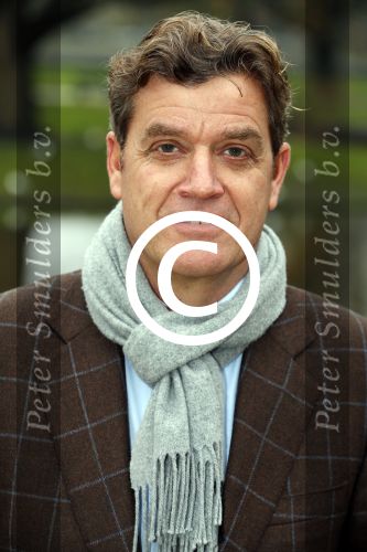 Amsterdam 7 december 2015
Presentatie Wie is de Mol in vondelpar CS.
Eric v Stade