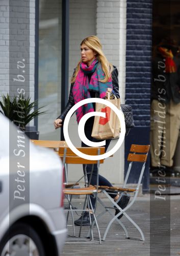 Amsterdam 15 januari 2016
Estelle Cruijff doet boodschappen.
