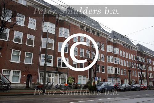 Amsterdam 4 januari 2016
Eva Jinek loopt haar nieuwe huis in waar ze net naar toe is verhuisd.