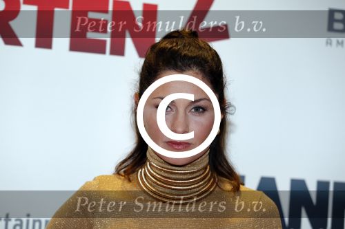 Amsterdam 14 december 2015
Premiere manneharten 2 in het nieuwe de la mar theater met als cast,
Barry Atsma Daan Schuurmans Jeroen Spitzenberger Fabian JansenMingus Dagelet Katja Herbers Hadewych Minis Jelka v Houten Liliana de Vries Maartje v d Wetering Barbara Sloesen Bo Maerten en Annick Boer. Fockeline Ouwekerk en Sarah Chronis