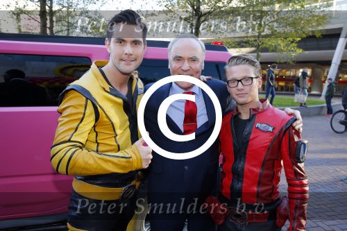 Amsterdam 9 decmber 2015
Premiere Mega Mindy met oa Jim Bakkum en Free Souffriau in pathe arena.Frans Maas met Jelle Florizoone en Jeremy Vandoorne