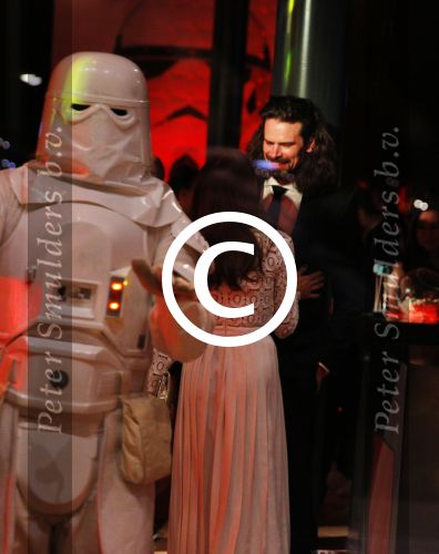 Amsterdam 15 december 2015
Premiere Star wars in het amsterdam theater.
Georgina Verbaan met nieuwe vriend Ralph