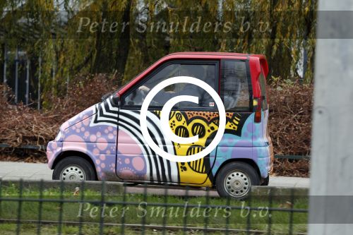 Amsterdam 10 december 2015 
Geza Weisz in een scootmobiel