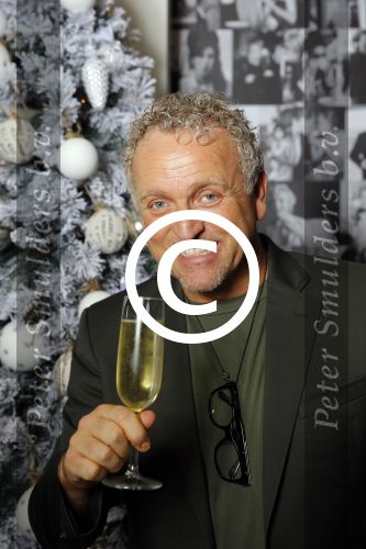 Amsterdam 13 decmber 2015
Gordon met champagne in Blushing Amsterdam.