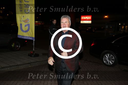 Amsterdam 14 december 2015
Galaavond bij de kookfabriek tbv Johan Cruijff foundation.
Guus Hiddink met vriendin